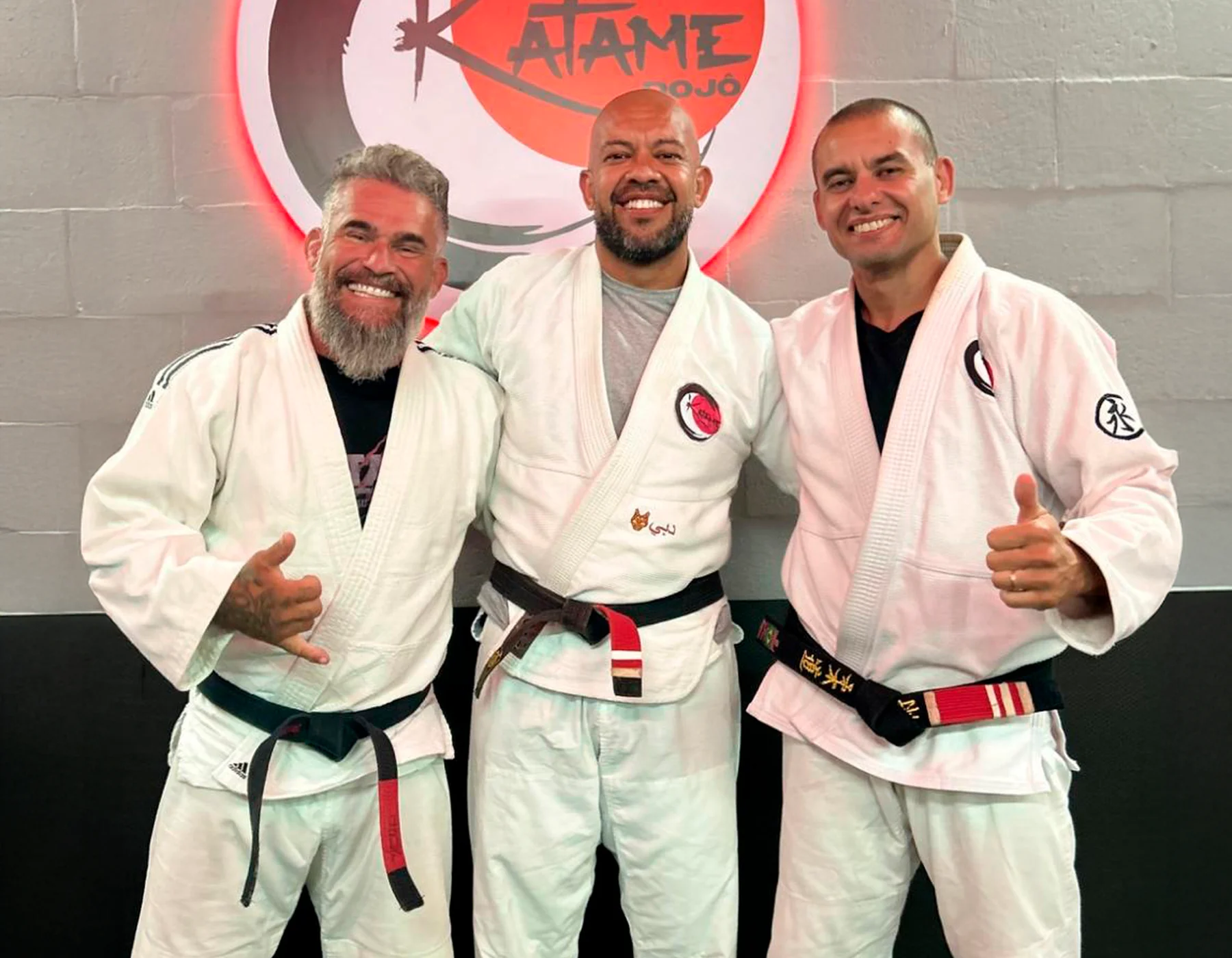 Mestres da Equipe Katame no tatame